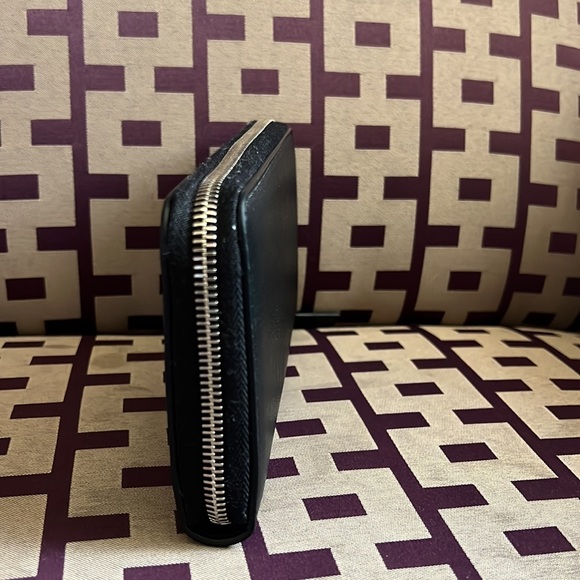 Versace unisex zip around long continental wallet NEW - Picture 5 of 7